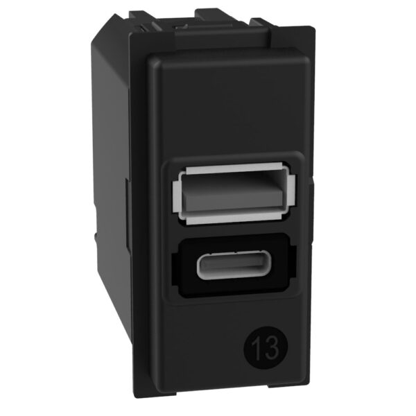 Living Now – שקע טעינה USB